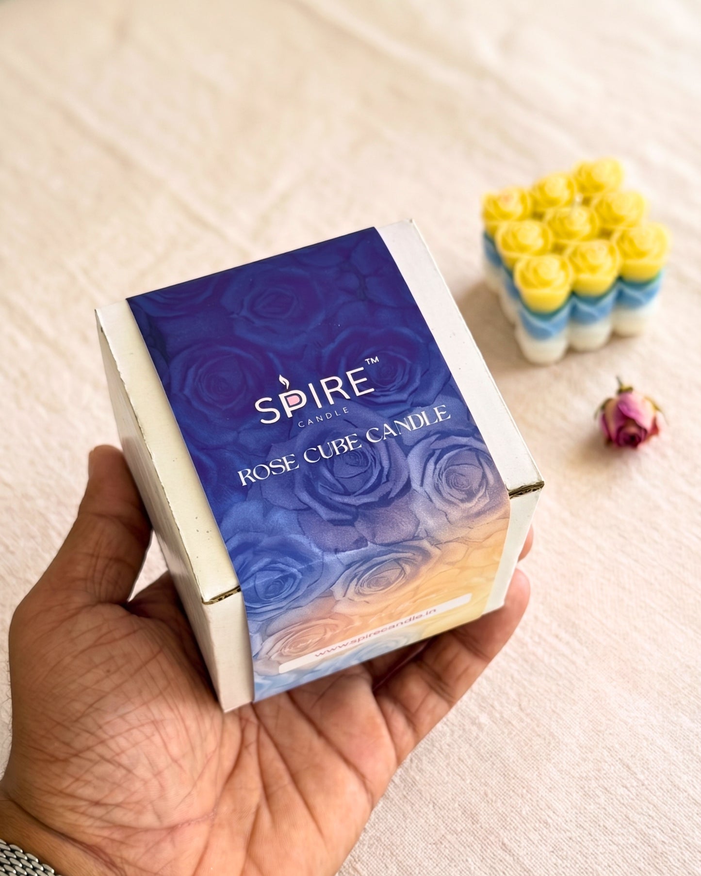 BLUE ROSE CUBE CANDLE