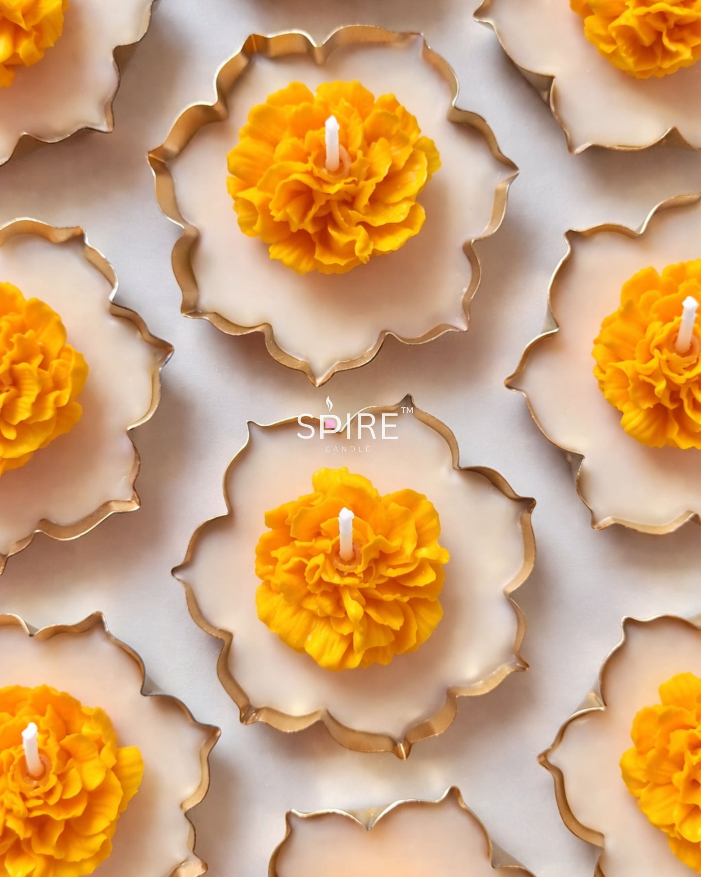 Yellow Carnation Urli Candle