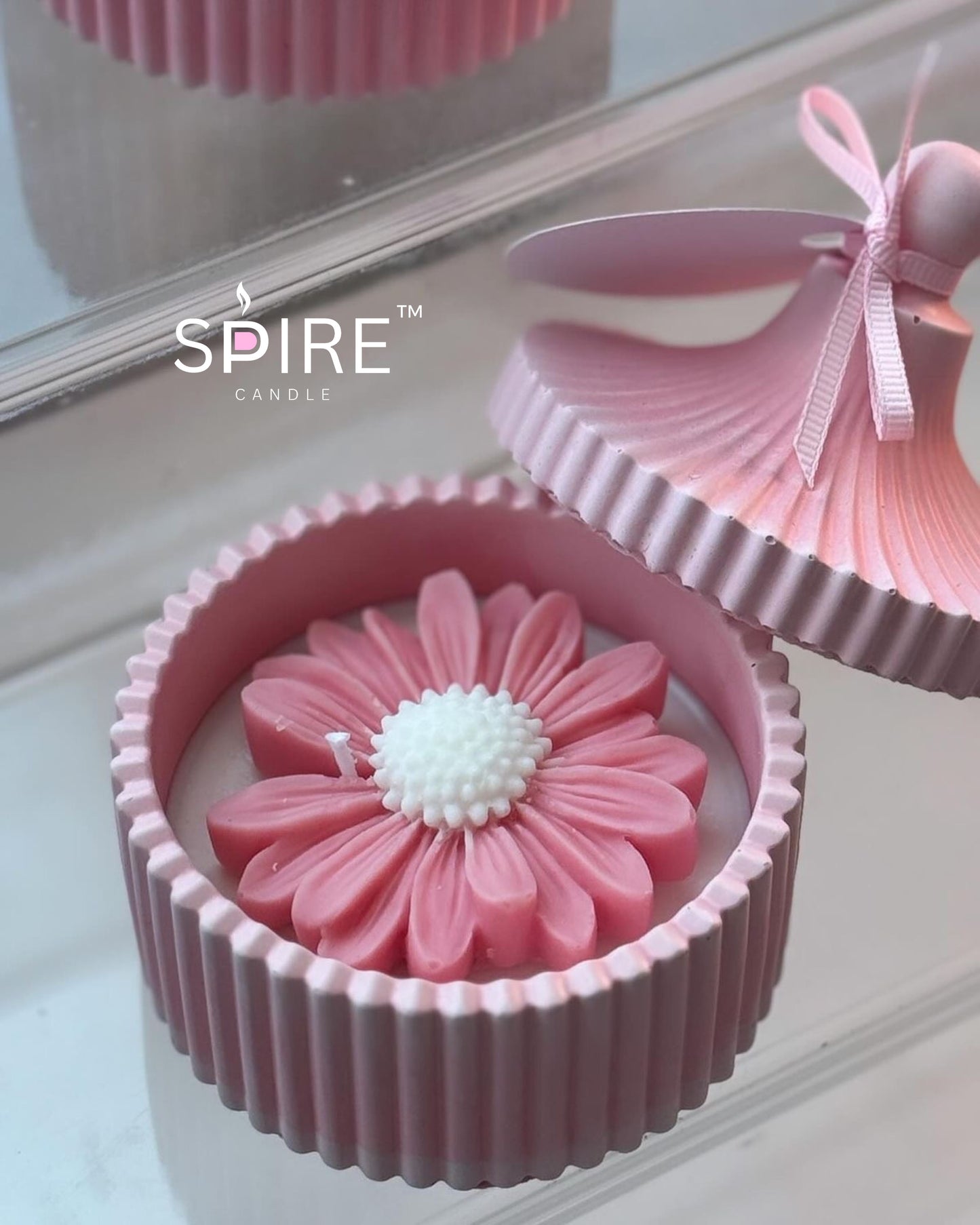 Concrete Jar Candle with cap - Daisy Flower