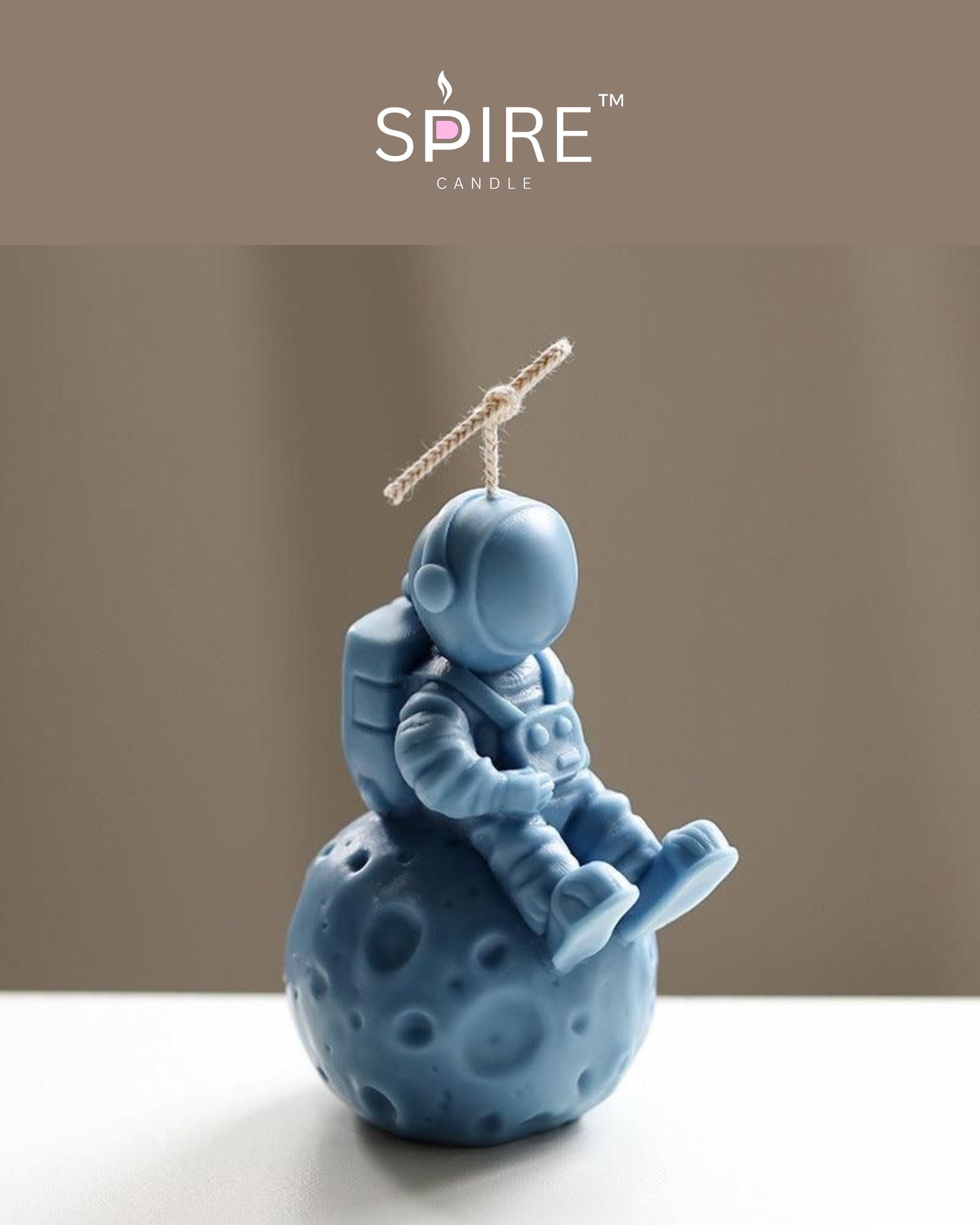 Astronut Candle