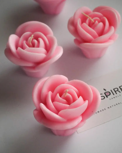 Petals flower candle