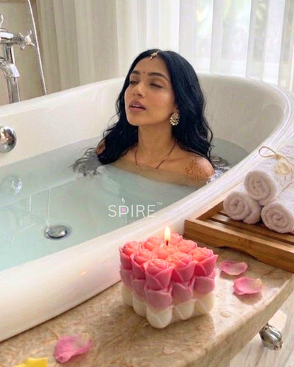 PINK ROSE CUBE CANDLE