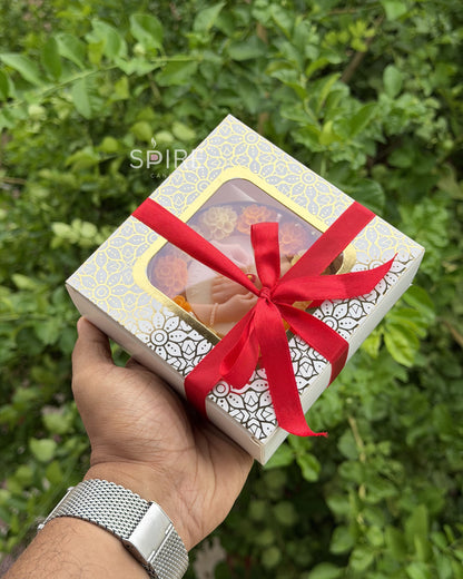 RAKHI URLI CANDLE 4 INCHES ( WITH DECORATIVE BOX )